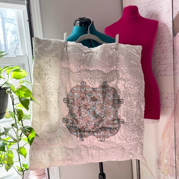 Anthropologie pair (2) Euro shams - Picture 6 of 12